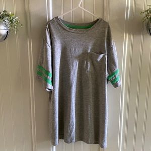 Zelos Boys Large Gray/Green T-Shirt